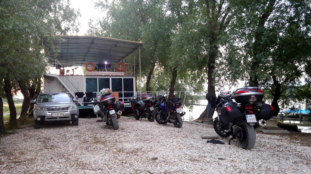 Delta Pontoon Otel Mahmudia Dış mekan fotoğraf