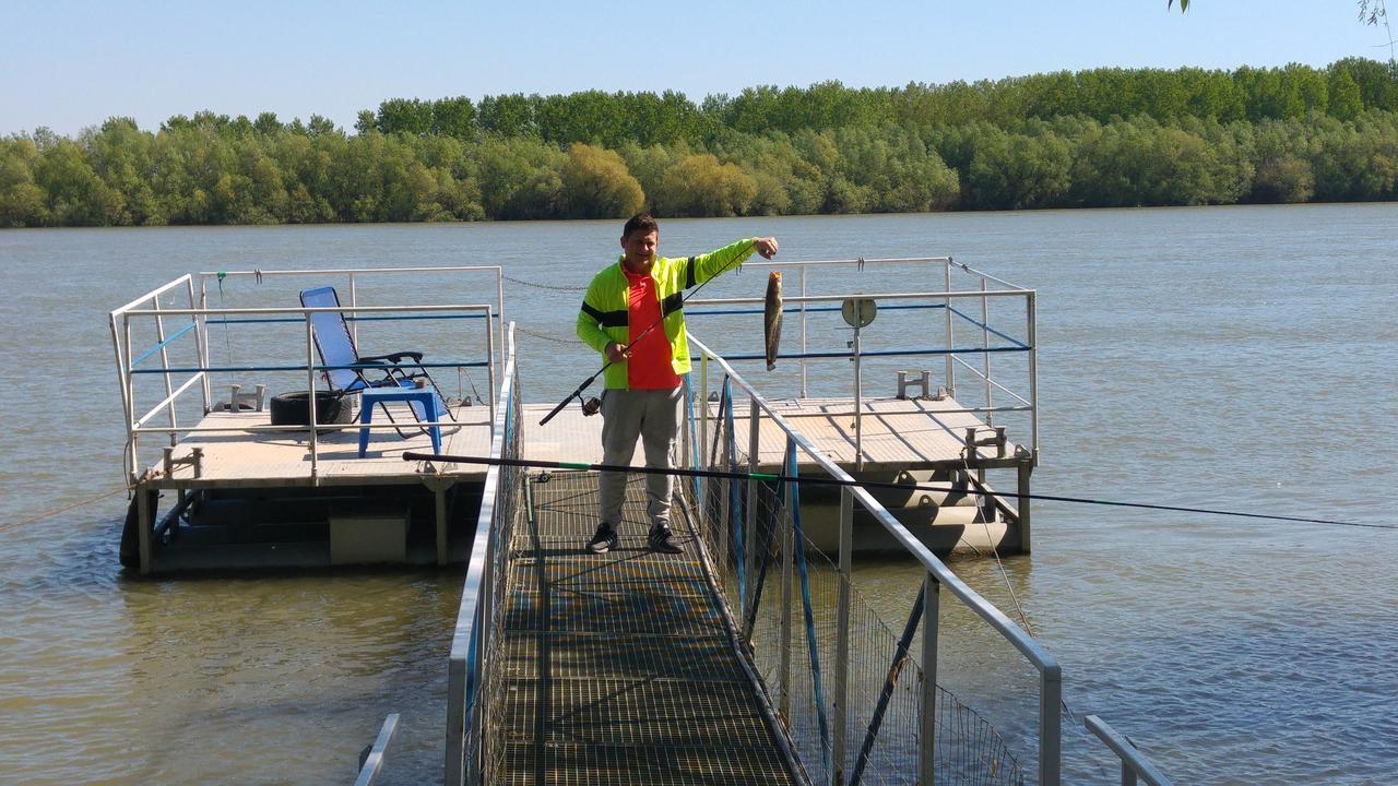 Delta Pontoon Otel Mahmudia Dış mekan fotoğraf